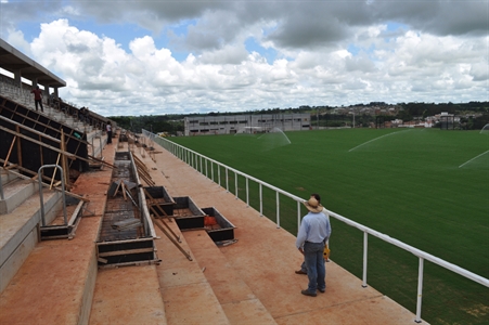 Obras na nova Arena Plínio Marin - dia 4 de janeiro - Fotos: A Cidade / Fábio Ferreira