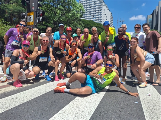 Vários membros da Avoa (Associação Votuporanguense de Atletismo) participaram da São Silvestre (Foto: Avoa)