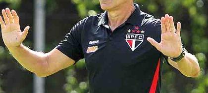 Após gol contra, tricolor barra Rodrigo Solto