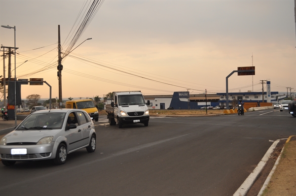  Proprietários de veículos em Votuporanga já podem preparar os bolsos, pois licenciamento ficou 40% mais caro (Foto: A Cidade)
