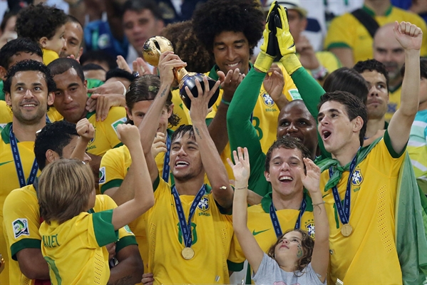 Scolari prevê respeito dos rivais e foca em 2014