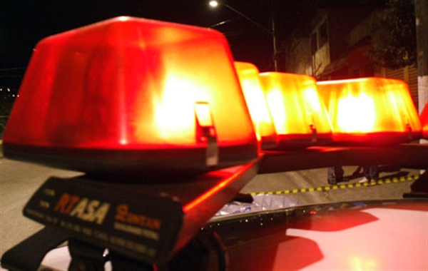 Assaltantes morrem em troca de tiros com a polícia em Uchoa