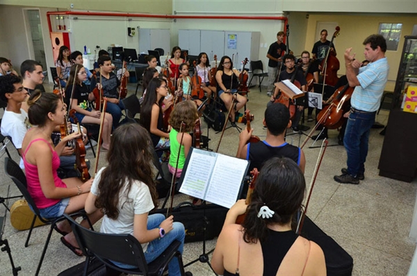 Projeto Música na Escola beneficia mais de 230 alunos 