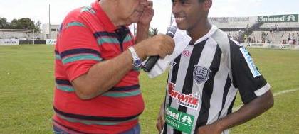  Manjinha: o herói do jogo de estréia