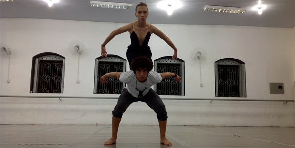 Bailarinos de Votuporanga se apresentam no Maranhão