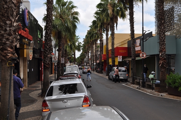 Servidores públicos de Votuporanga saem na sexta do trabalho e só retornam ao expediente normal na próxima quarta (Foto: A Cidade)