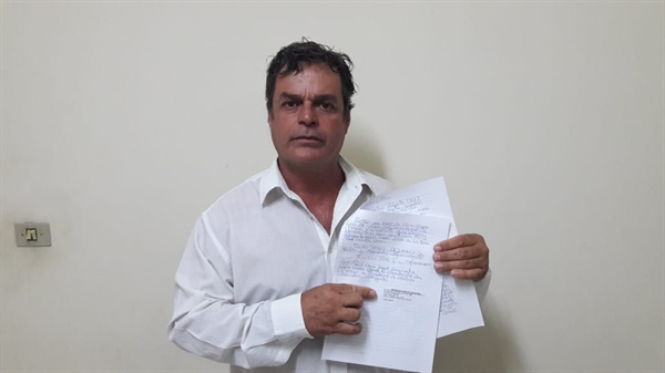 Morador protocolou o pedido, escrito à mão, junto à Câmara Municipal 