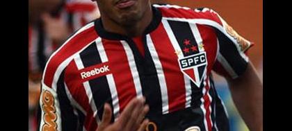 São Paulo enfrenta São caetano com cinco desfalques