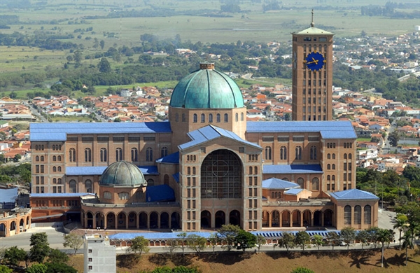 Turismo religioso continua em alta no Brasil