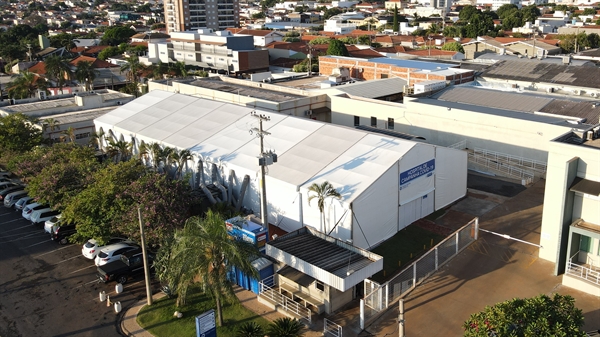 UPA recebeu equipamentos e colchões que estavam no Hospital de Campanha (Foto: Prefeitura de Votuporanga)