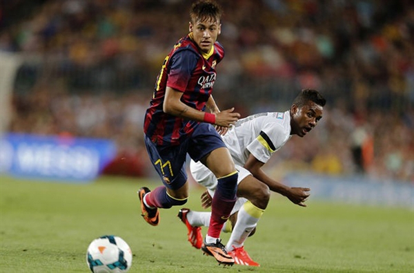 Barcelona massacra Santos com 8 a 0 em atuação discreta de Neymar