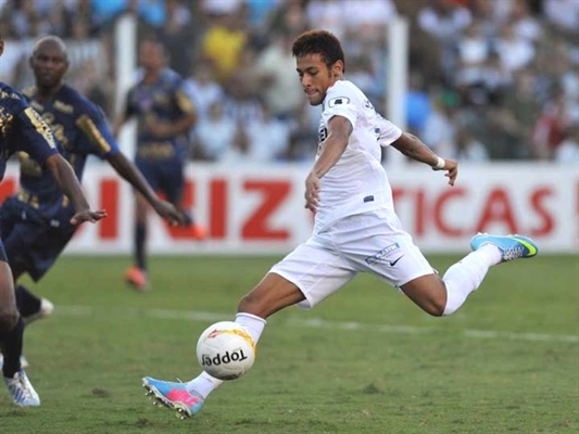 Muricy confirma Neymar para o jogo de hoje, contra Mogi Mirim