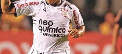 Gol olímpico anima lateral Roberto Carlos 