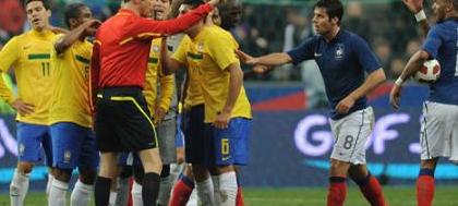 Brasil perde a cabeça e o jogo para França 