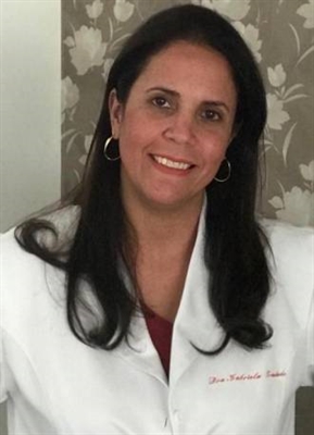 A ginecologista e obstetra, Dra. Gabriela Trindade, contou principais exames e doenças (Foto: Santa Casa de Votuporanga)
