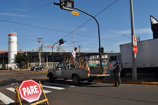 Semáforos da avenida do Pozzobon serão retirados