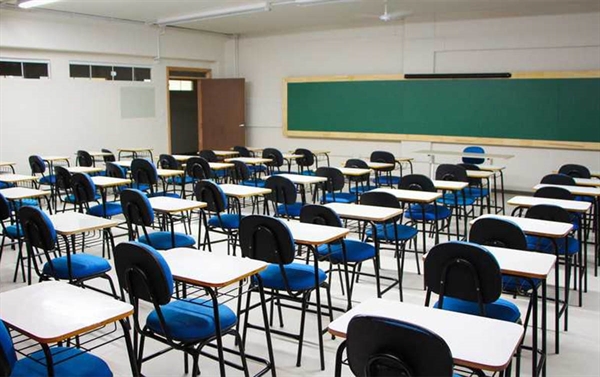 Governo de SP adiou o início das aulas na rede estadual de ensino e suspendeu a obrigatoriedade do retorno presencial (Foto: Reprodução/Sieeesp)