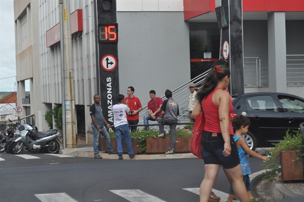 Empresa inicia trabalho para resolver panes 