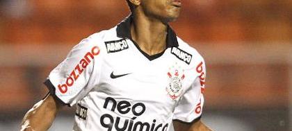 Liédson é responsável por 50% dos gols do Timão