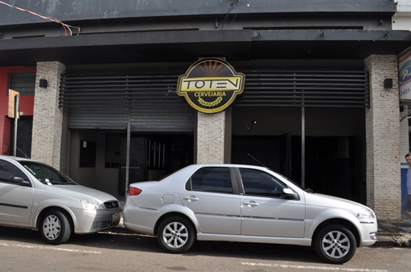 Toten conta com quatro portas de emergência 