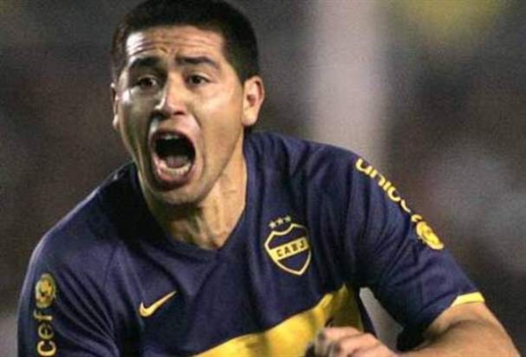  Palmeiras inicia semana esperançoso por Riquelme e mais dois 