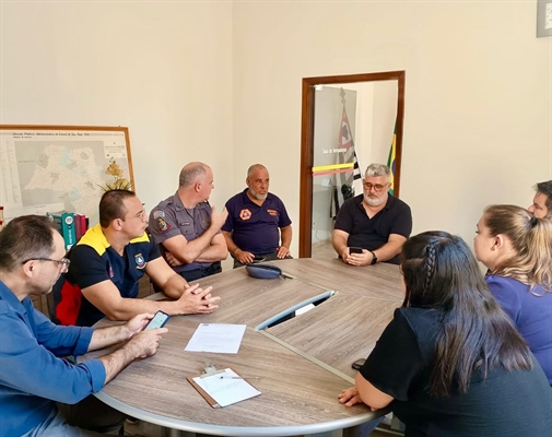 Membros do Conselho Comunitário de Segurança (Conseg) de Nhandeara se reuniram para discutir questões importantes (Foto: Prefeitura de Nhandeara)