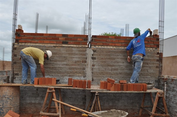 Emprego na construção civil tem saldo positivo 