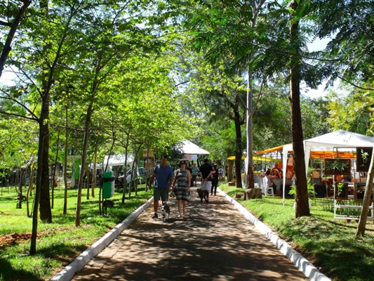 Internautas cobram abertura do Horto Florestal