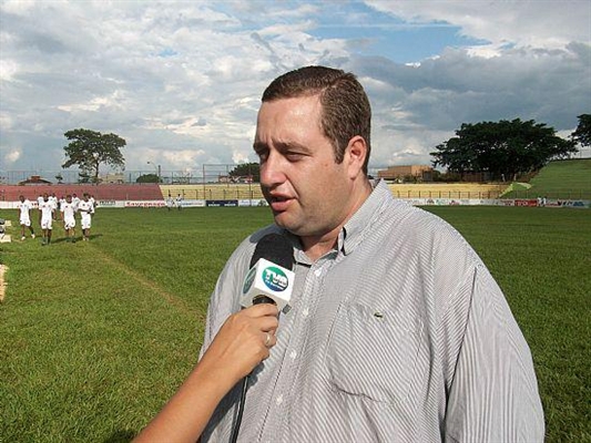 Ex-gerente de futebol recebeu críticas de um dos sócios da equipe
