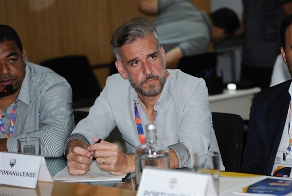 Marcelo Stringari, presidente do Clube Atlético Votuporanguense, cobrou a comissão técnica (Foto: Rodrigo Corsi/FPF)