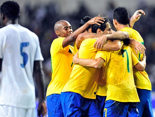 Felipão anuncia convocados da Seleção