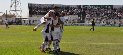 CAV recebe Capivariano na estreia da terceira fase