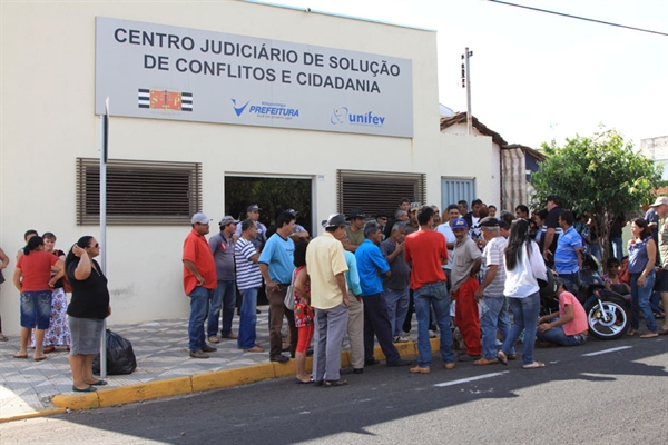 Sem-terras devem desocupar área até domingo