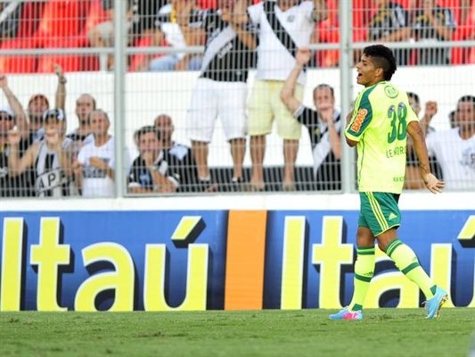 Emprestado, Leandro diz que prefere ficar no Palmeiras