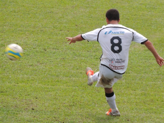 Desempenho na partida agrada treinador do CAV
