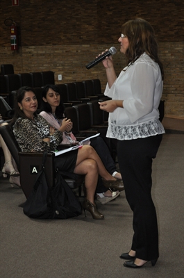 A secretária Silvia Rodolfo abriu o encontro de ontem, no centro de Convenções