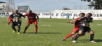 Alvinegra definida com Uélison entre os titulares