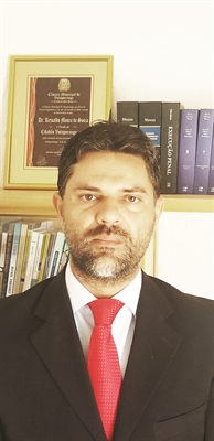 Dr. Reinaldo Moura de Souza, juiz da comarca