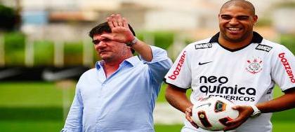 Corinthians recebe São Caetano no Pacaembu