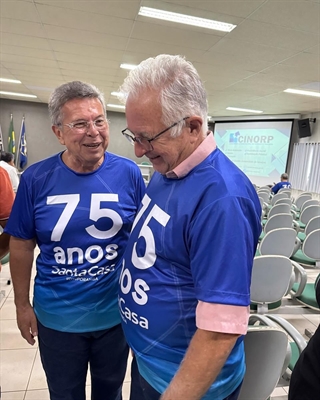 Carlão Pignatari e o prefeito de Parisi, Oclair Bento; Poder Executivo agradeceu ao parlamentar  (Foto: Prefeitura de Parisi)