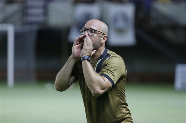 Rogério Corrêa, técnico do CAV (Foto: Rafa Bento/CAV)