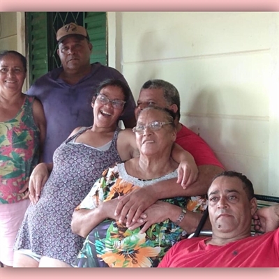 Dona Alice da Silva Lima, de 82 anos, perdeu dois filhos para a Covid-19 e no Dia das Mães a saudade é a companheira  (Foto: Arquivo Pessoal)