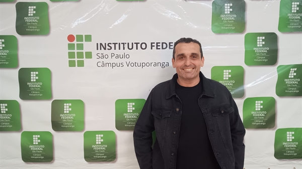 Juan Balestero tem 20 anos de experiência na Educação Profissional e participou do desenvolvimento de protótipo de cadeira motorizada para a Rede de Reabilitação Lucy Montoro (Foto: Divulgação)