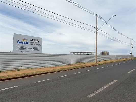 Localizada na avenida Prefeito Mário Pozzobon, nova unidade representa mais do que uma ampliação física: simboliza o compromisso com o progresso