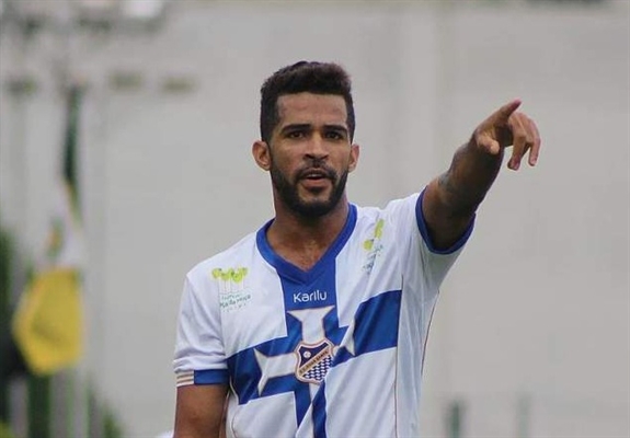 O atacante Alvinho foi artilheiro do Campeonato Paulista da Série A2 jogando pelo Água Santa (Foto: Reprodução)