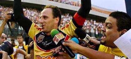 Centésimo gol de Ceni repercute pelo mundo