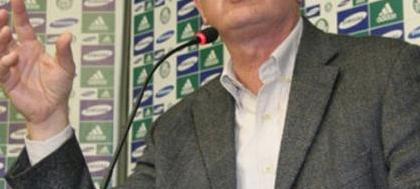 Só falta ganhar a primeira, diz Felipão