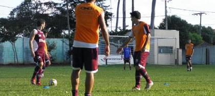 Diretoria do CAV garante treinador de "nome"