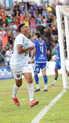 Luiz Thiago, de 30 anos, acertou com o CAV (Foto: Reprodução Instagram Luiz Thiago)