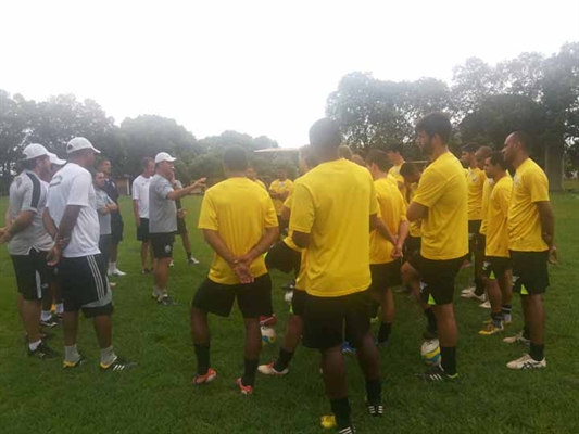 Treinador diz que atletas precisam de descanso